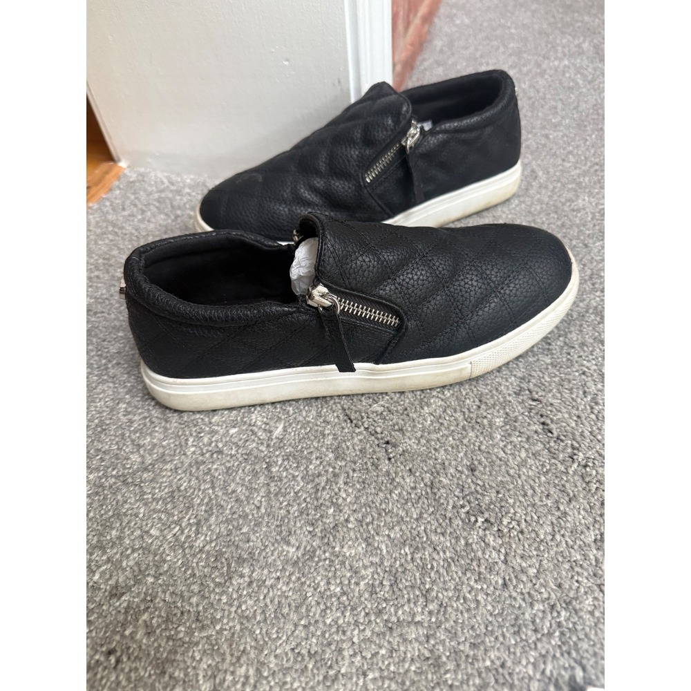 Steve Madden JGLAMM Kids Black Quilted Side Zip Slip On Sneakers Size 5